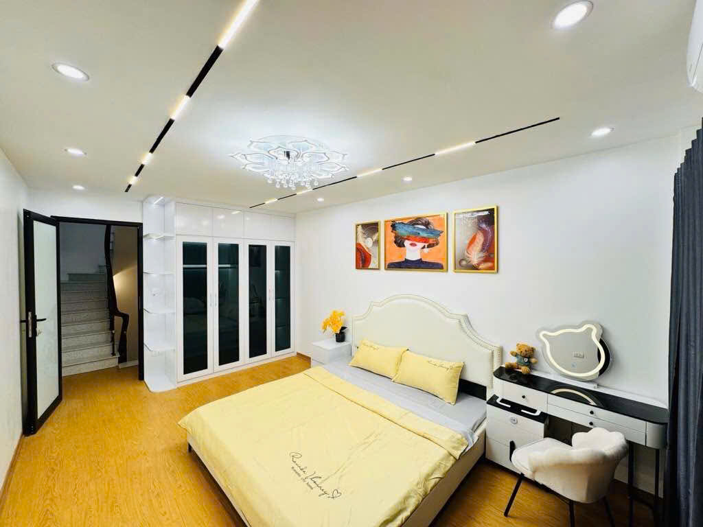 Trung tâm Đống Đa, nhà đẹp ở ngay full nội thất xịn, 3 ngủ đủ công năng